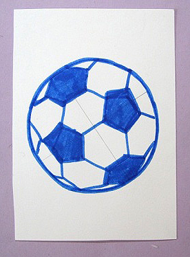 Научимся рисовать фломастерами футбольный мяч